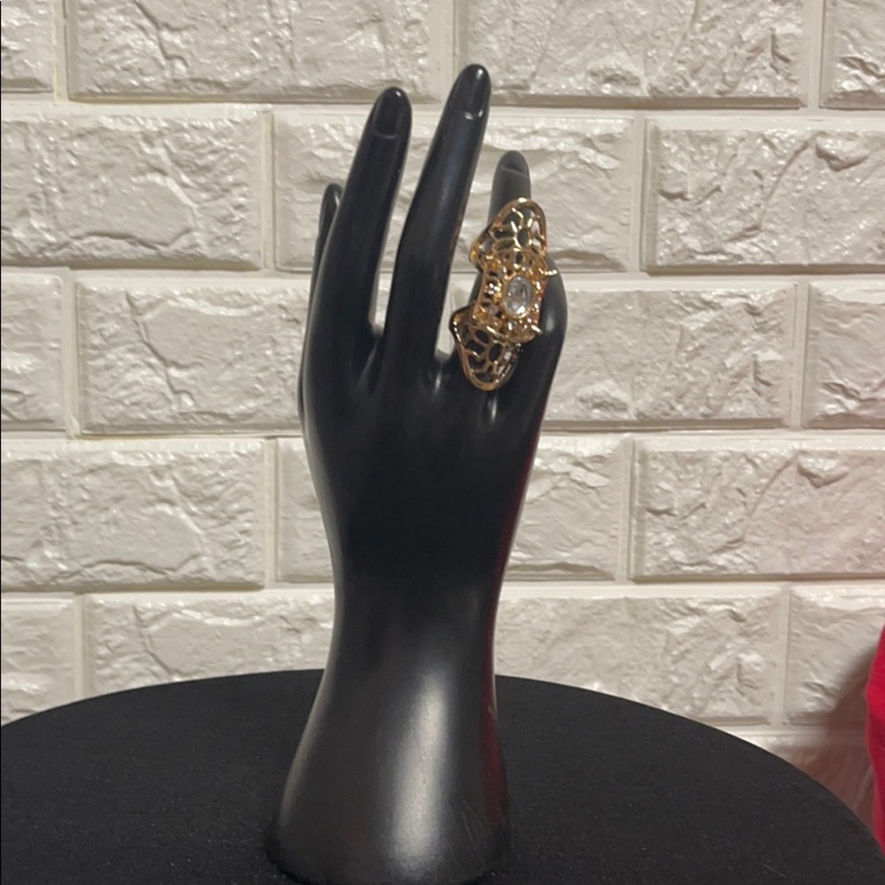 Large Ring